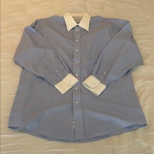 Gold Label Roundtree & Yorke Dress Shirt